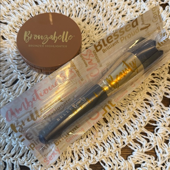 Belle beauty by Kim gravel bronzer and powder Brush Set 🆕 - Picture 1 of 5